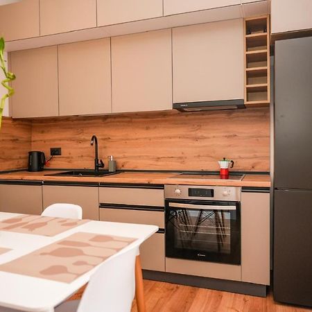 Bougainvilla Apartments Tiranë Eksteriør bilde